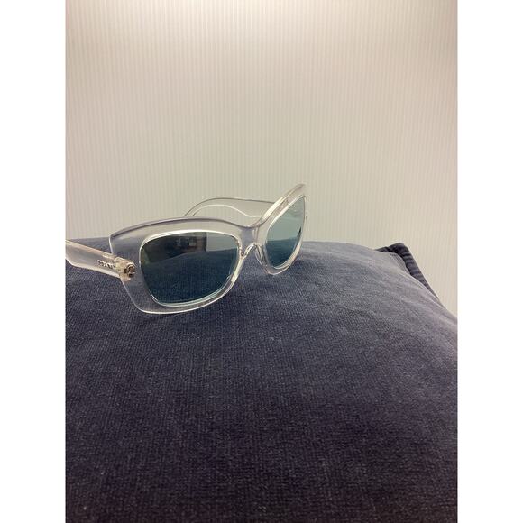 Prada Clear Cat Eye Sunglasses SPR 19M With Case - Picture 2 of 16